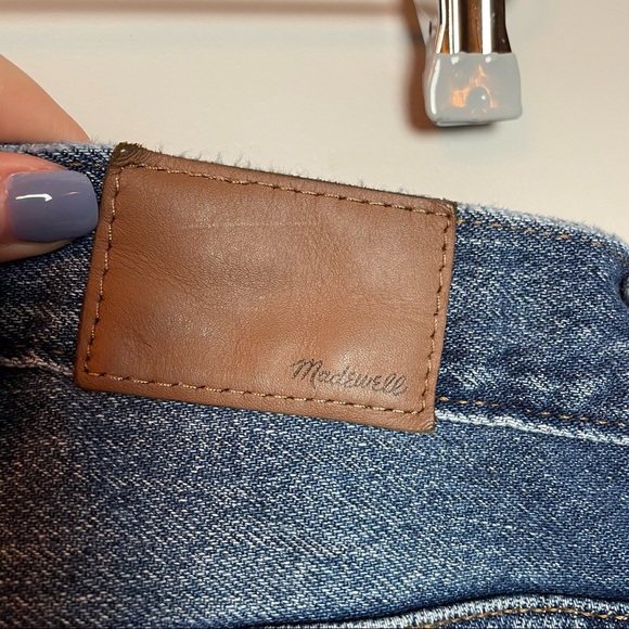 Madewell Mom Jean - Picture 4 of 6